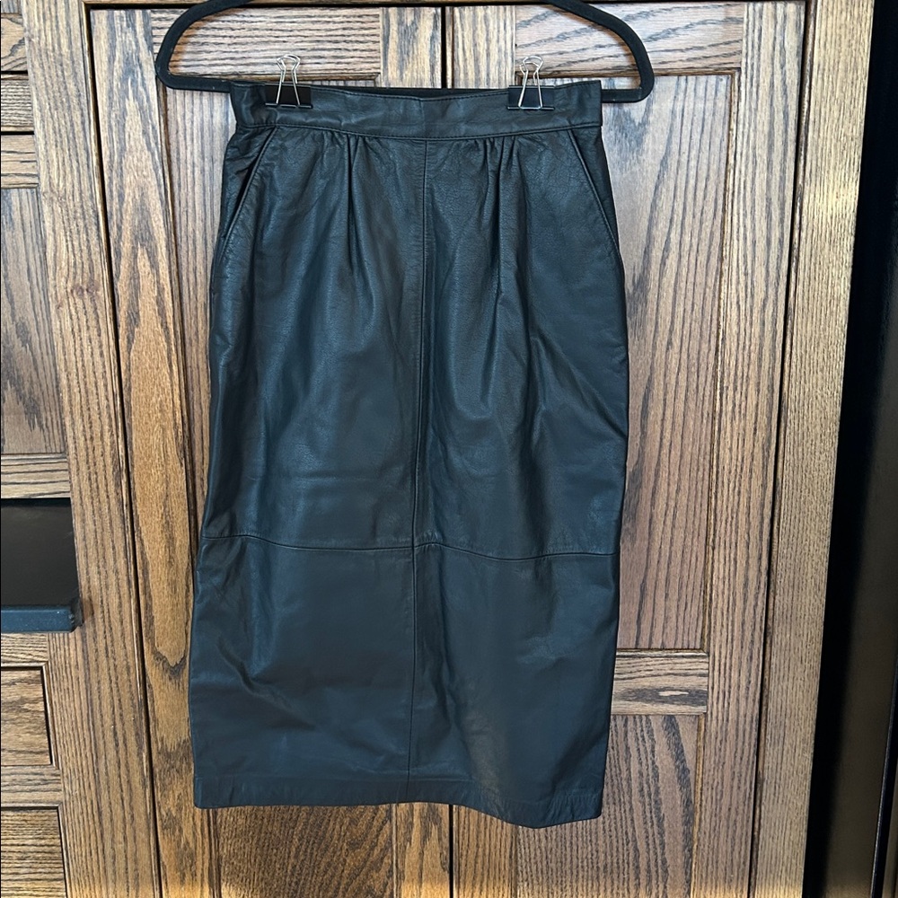 Vintage‎ Avanti Black Suede Leather Midi Skirt 8